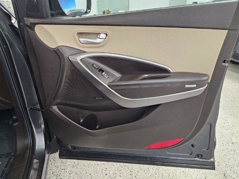 Used 2017 Hyundai Santa Fe Sport w/ 2.4L Tech Package 04 image 30