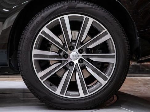 Used 2024 Land Rover Range Rover Long Wheelbase Autobiography AWD/4WD image 51