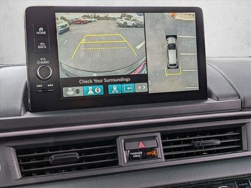 Used 2025 Honda Pilot Black Edition image 14