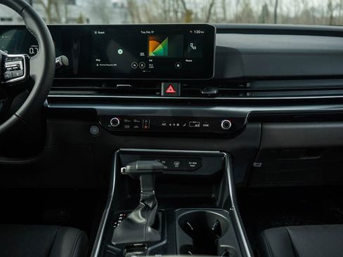 New 2026 Kia Carnival LXS image 17