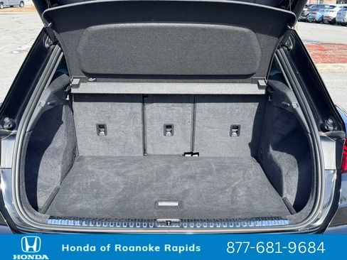 Used 2024 Audi Q3 2.0T Premium image 21