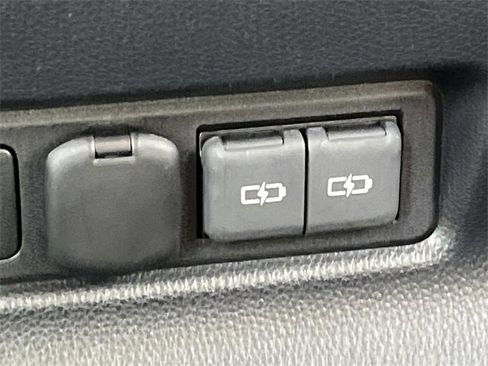 Used 2024 Toyota Land Cruiser image 19