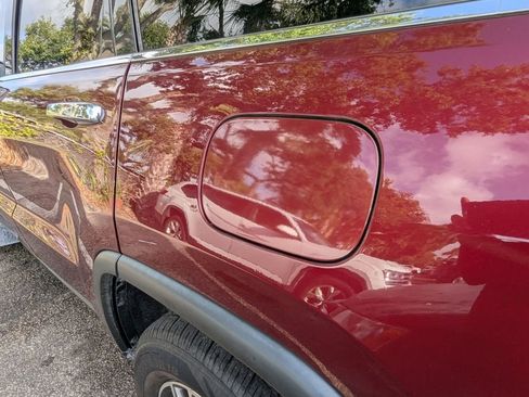 Used 2019 Jeep Grand Cherokee Limited RWD image 14