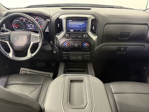 Used 2022 Chevrolet Silverado 1500 LT Trail Boss w/ Convenience Package II AWD/4WD image 11