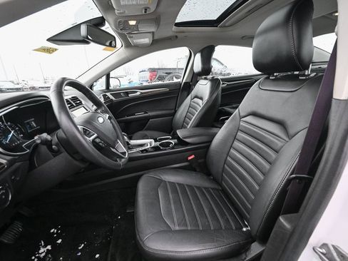 Used 2014 Ford Fusion Energi SE w/ Driver Assist Package image 18