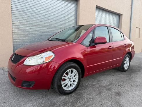 Used 2012 Suzuki SX4 LE FWD image 6