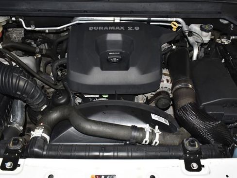 Used 2018 Chevrolet Colorado LT w/ Luxury Package, Chrome AWD/4WD image 10
