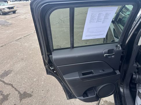 Used 2014 Jeep Patriot High Altitude image 14