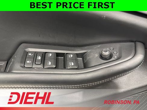 New 2026 Jeep Grand Cherokee Altitude image 22