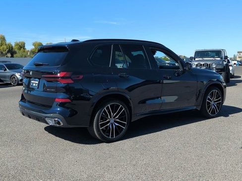 Used 2026 BMW X5 xDrive40i w/ M Sport Package AWD/4WD image 6