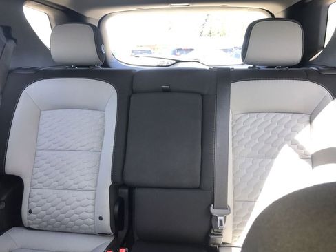 Used 2020 Chevrolet Equinox LS image 21