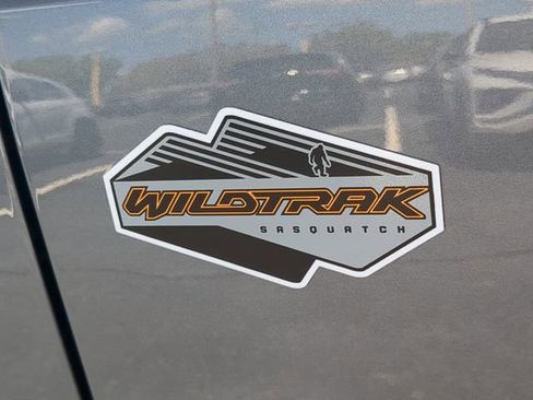 Used 2021 Ford Bronco Wildtrak AWD/4WD image 14