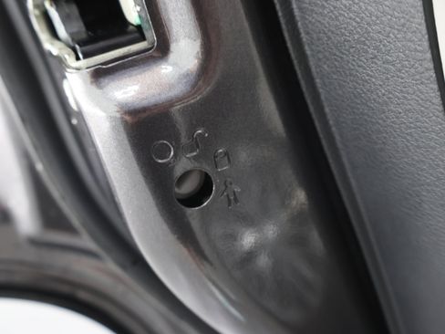 Used 2023 Jeep Compass Limited w/ Elite Group AWD/4WD image 38