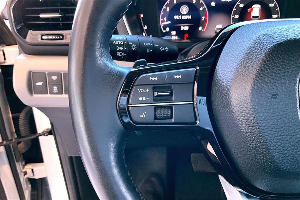 Used 2024 Honda Pilot Elite image 7
