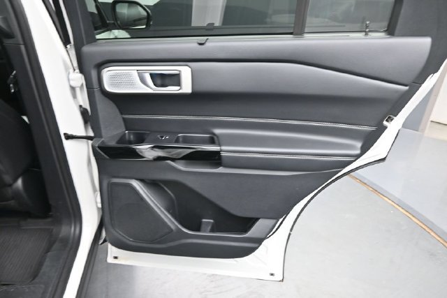 Used 2023 Ford Explorer ST w/ Technology Package AWD/4WD image 18