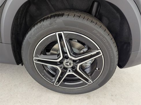 New 2026 Mercedes-Benz GLB 250 image 14