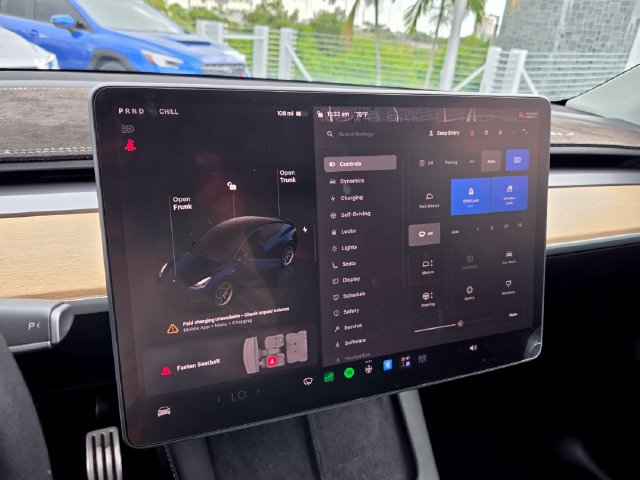Used 2023 Tesla Model Y Performance AWD/4WD image 32