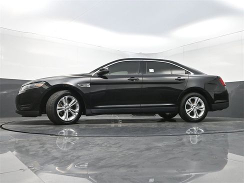 Used 2018 Ford Taurus SEL image 23