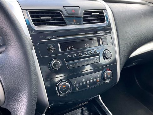 Used 2013 Nissan Altima 2.5 S image 23