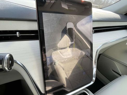 New 2025 Volvo EX90 Ultra w/ Protection Package Premier image 15