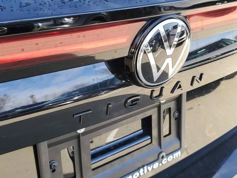 New 2026 Volkswagen Tiguan SE R-Line image 7