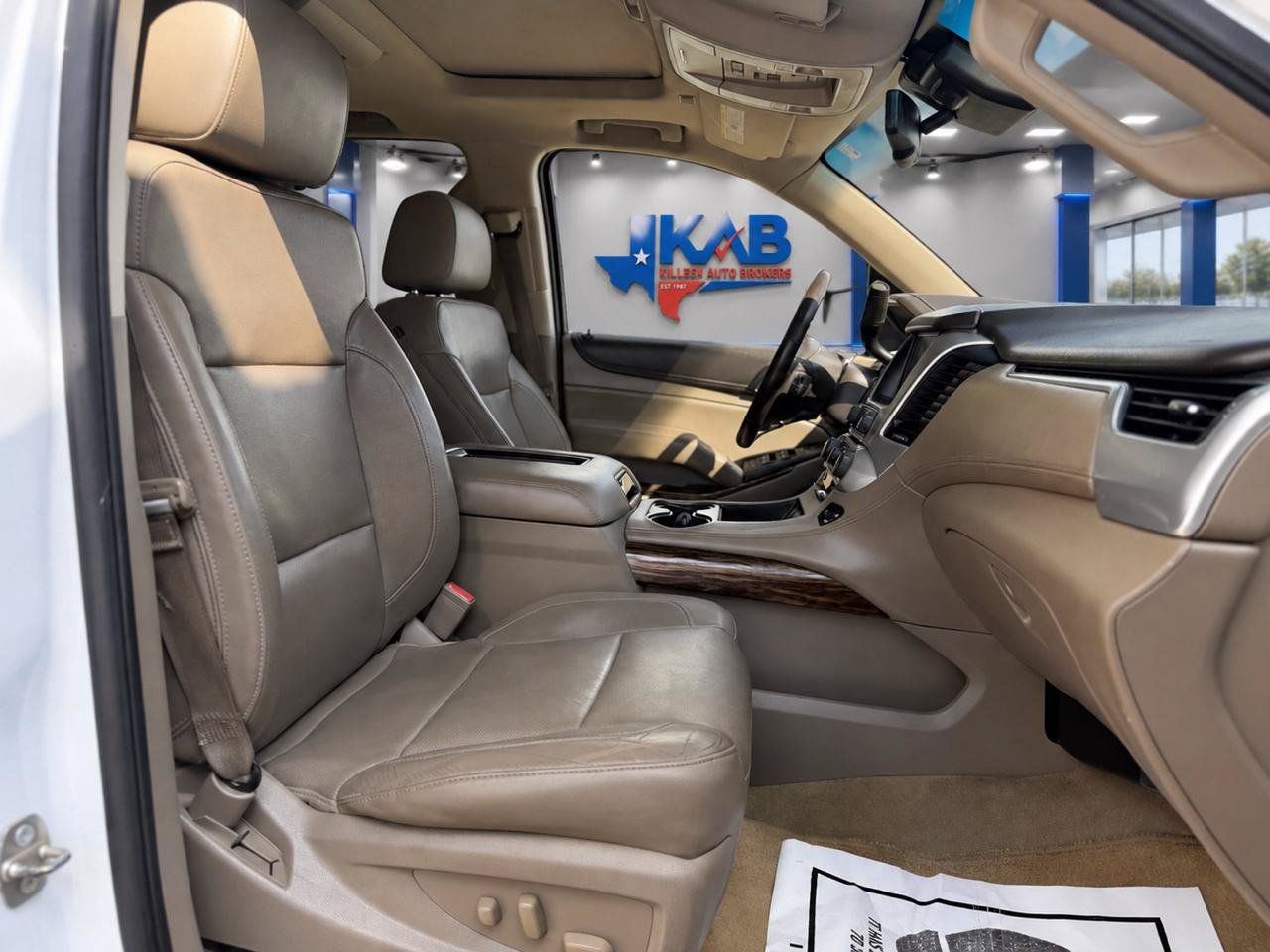 Used 2016 GMC Yukon XL SLT w/ Open Road Package RWD image 18