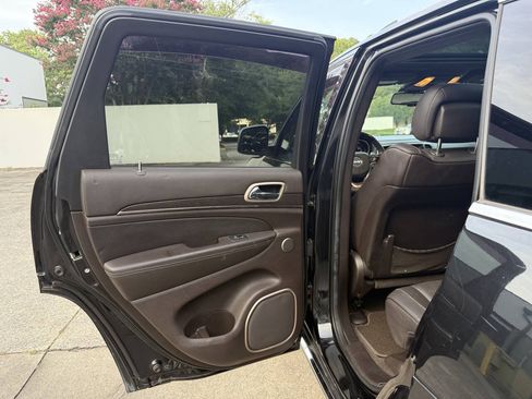 Used 2014 Jeep Grand Cherokee Summit RWD image 35