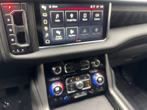Used 2024 GMC Yukon Denali AWD/4WD image 67