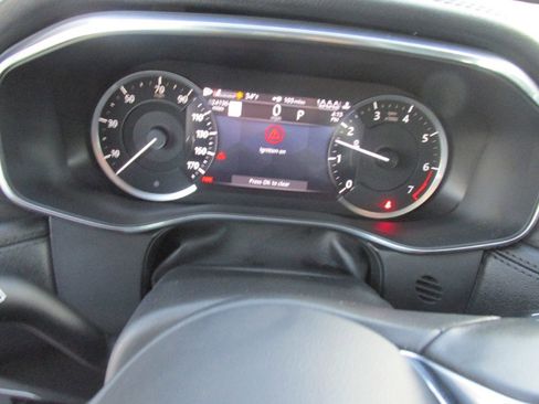 Used 2021 Jaguar F-PACE S image 62