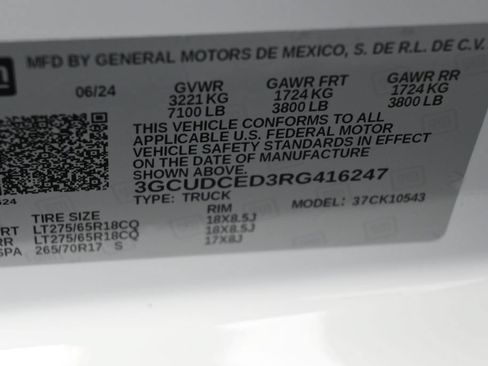 Used 2024 Chevrolet Silverado 1500 Custom Trail Boss AWD/4WD image 17