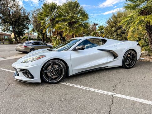 Used 2022 Chevrolet Corvette Stingray Premium Cpe w/ Z51 Performance Package image 5