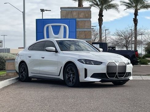 Used 2025 BMW i4 eDrive40 w/ Premium Package image 5