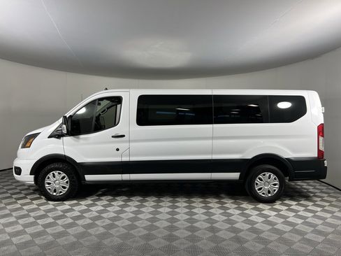 Used 2023 Ford Transit 350 XLT image 9