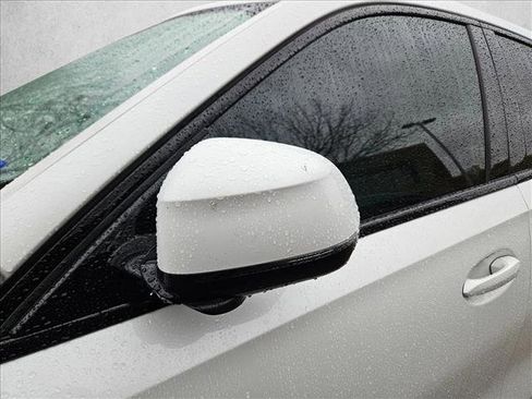 Certified 2024 BMW X6 xDrive40i w/ Parking Assistance Package image 11