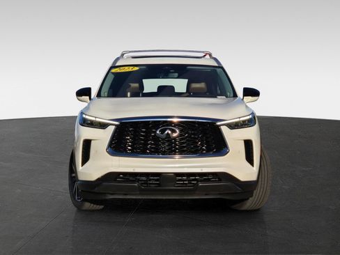 Used 2023 INFINITI QX60 Sensory w/ Cargo Package AWD/4WD image 3