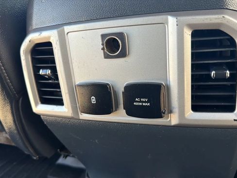 Used 2022 Ford F350 Lariat w/ Lariat Value Package AWD/4WD image 18