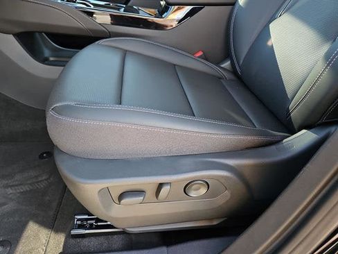 New 2025 Buick Envision Preferred image 50