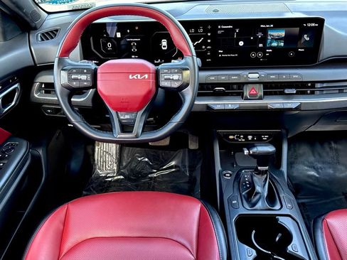 Used 2025 Kia K4 GT-Line w/ GT-Line Premium Package image 16