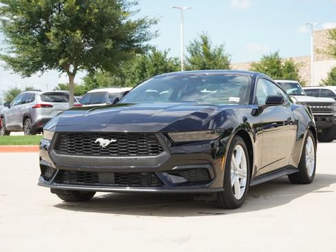 Used 2026 Ford Mustang Premium RWD image 3