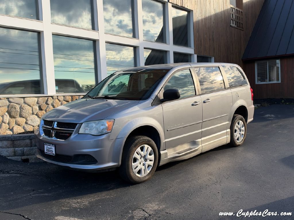 Used 2014 Dodge Grand Caravan SE w/ Quick Order Package 29E SE FWD image 1