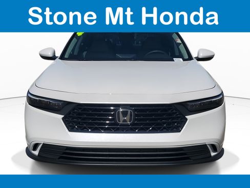 Used 2024 Honda Accord EX image 2