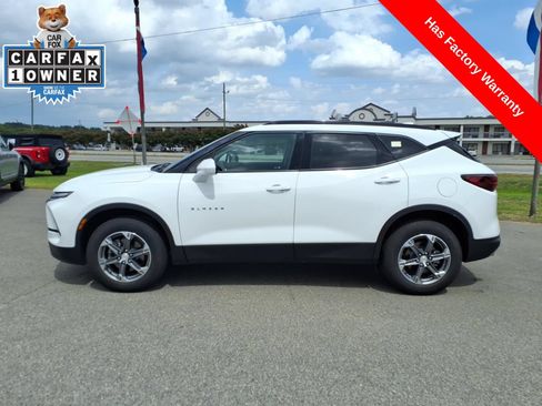 Used 2023 Chevrolet Blazer LT w/ Convenience Package FWD image 2
