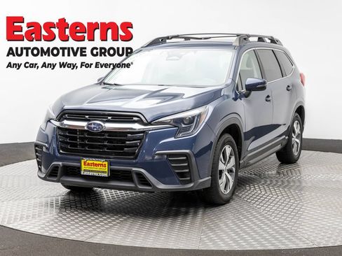 Used 2023 Subaru Ascent Premium AWD/4WD image 1