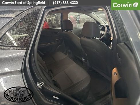 Used 2023 Hyundai Kona SEL FWD image 6