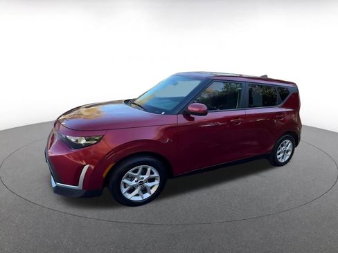 Used 2025 Kia Soul LX w/ LX Technology Package image 7