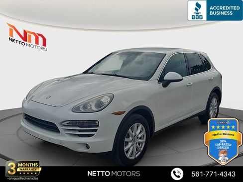 Used 2014 Porsche Cayenne AWD/4WD image 1