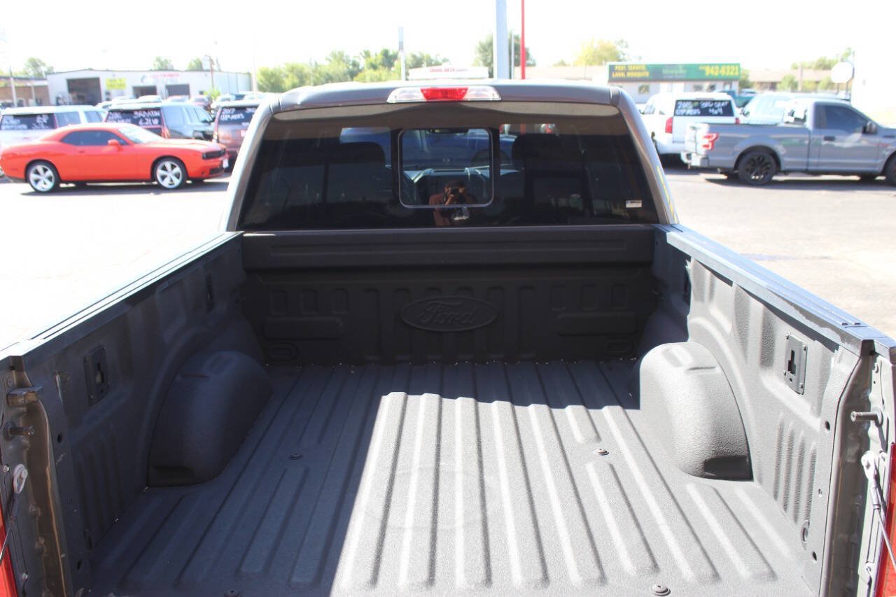 Used 2018 Ford F150 XLT w/ Equipment Group 302A Luxury AWD/4WD image 13