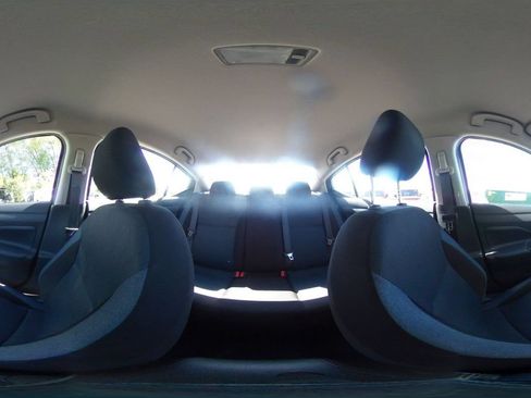 Used 2025 Nissan Versa SV FWD image 41