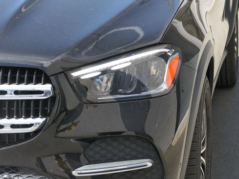 Used 2025 Mercedes-Benz GLE 450 4MATIC image 8