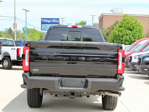 New 2026 Ford F350 Platinum w/ FX4 Off-Road Package AWD/4WD image 32